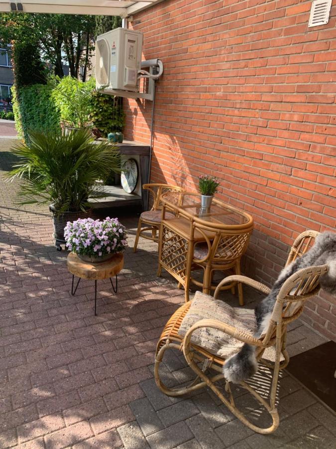 Het Atelier, Sfeervolle B&B Compleet Appartement In Hartje Staphorst Eksteriør billede